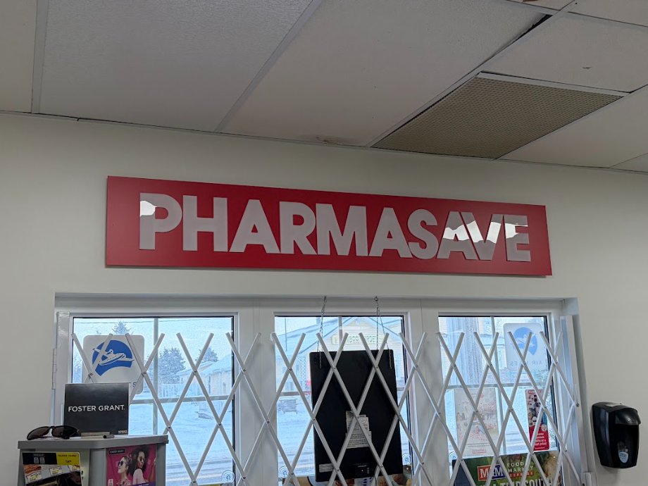 Pharmasave dimensional lettering