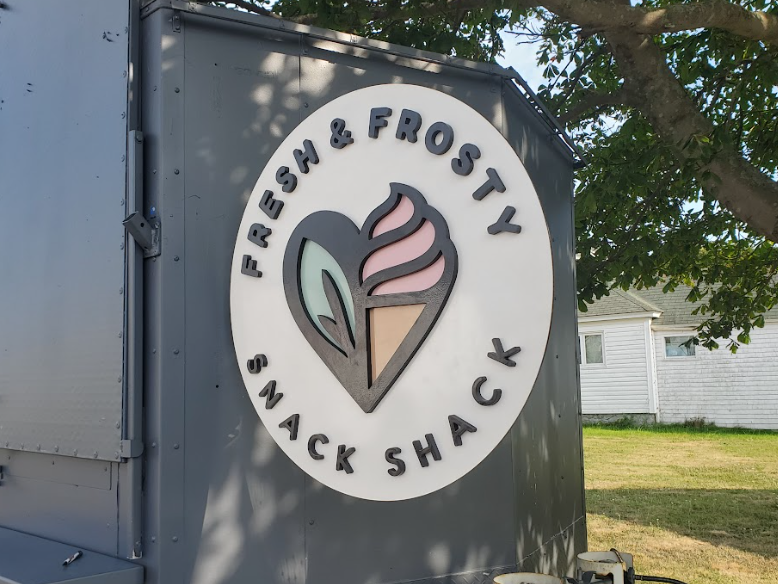 Fresh and Frosty Snack Shack dimensional sign